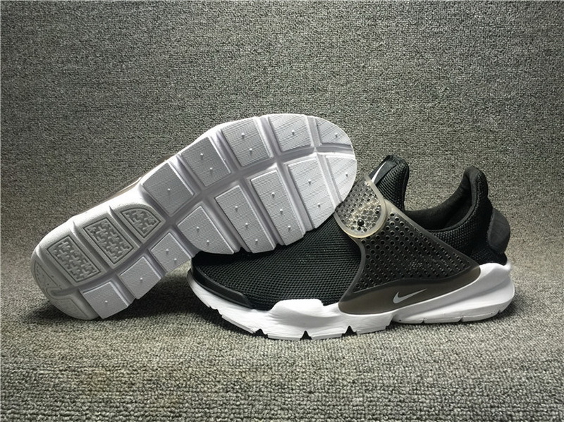 Super Max Perfect Nike Sock Dart  Shoes (98%Authentic)--001